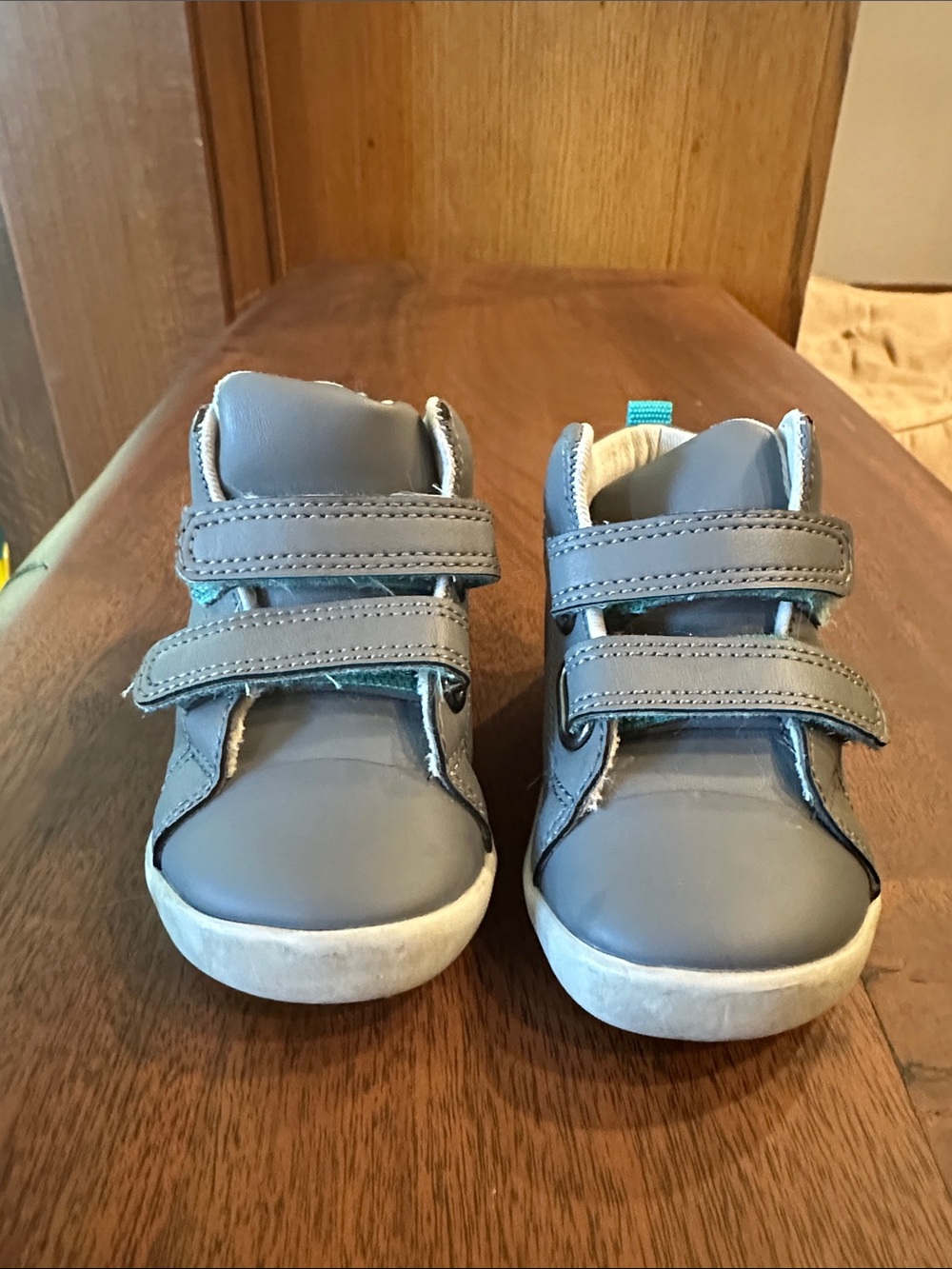 Kids Gray Velcro High-Top Sneakers with Teal Accent